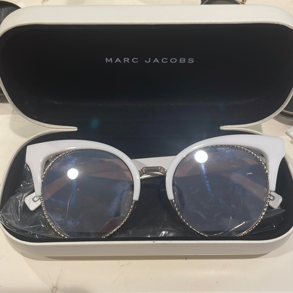 Marc Jacobs white 215S sunglasses